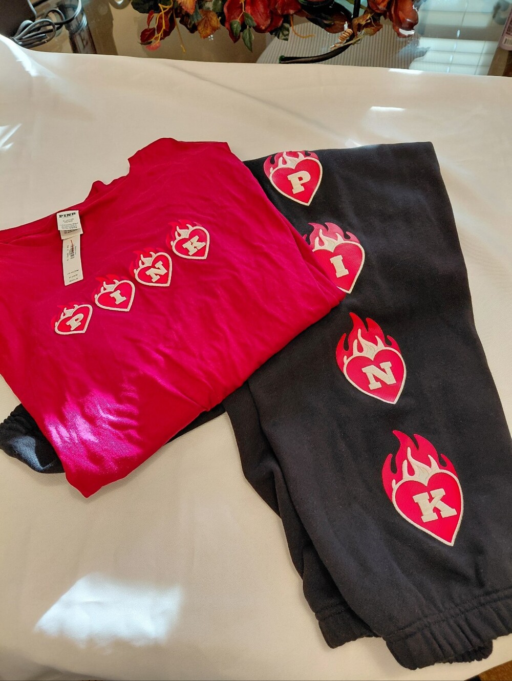Pink Victoria's Secret Jogger Set Size XL  NWT